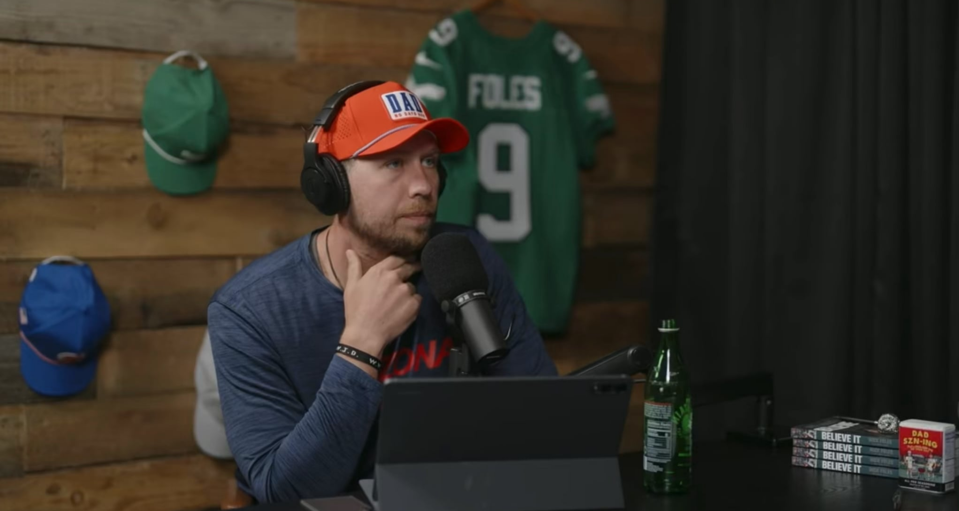 [TheSZNpod] Nick Foles: “When the route tree is simplistic, the defense knows that… they know his stop points are 6, 10, 14 and occasionally he’s gonna run a slant and go, very easy for a DB to cover that.”