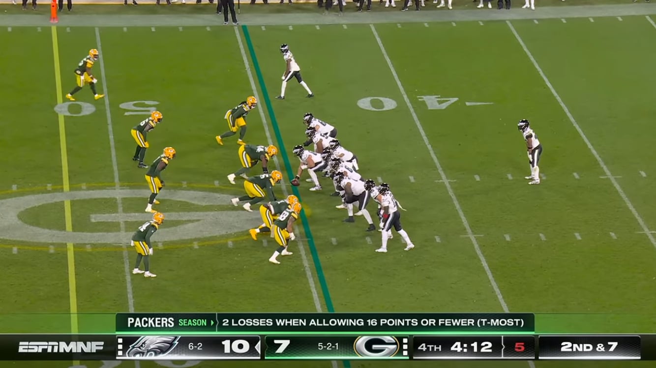 Micah Parsons blatantly trips Saqoun Barkey just short of a first down. The penalty is not called