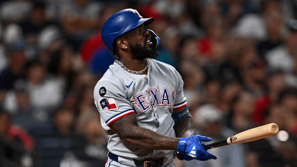 MLB free agency: Adolis Garcia, Jonah Heim, more players cut at non-tender deadline