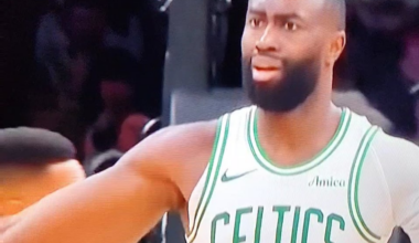 Jaylen Hairline strikes again 😰