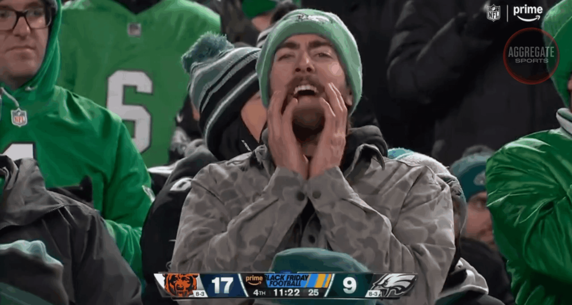 [Highlight] Eagles fans are chanting “Fire Kevin” in the stands and the stadium mics are picking it up.