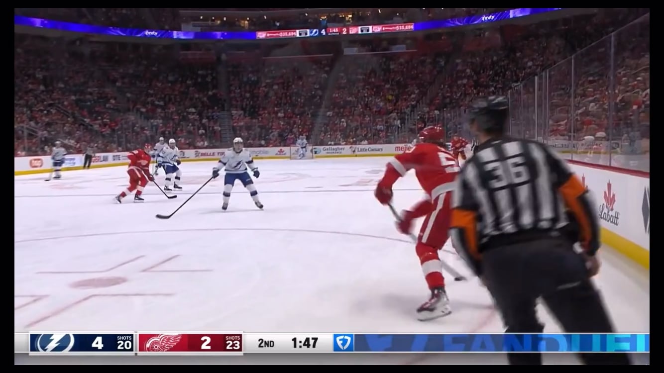 Larkin brings the Wings within one