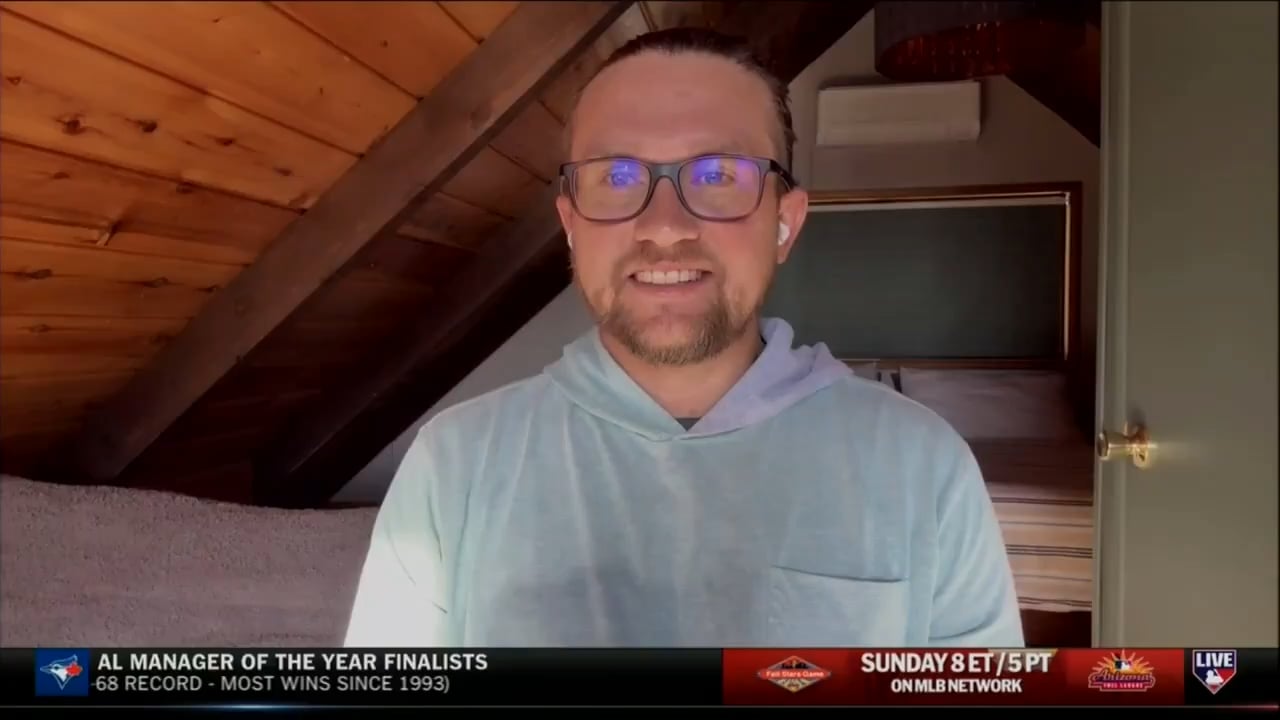 [MLBNetwork] AJ Cassavell shares how the new Padres manager spent the last two seasons in a hybrid role in preparation for his new position.