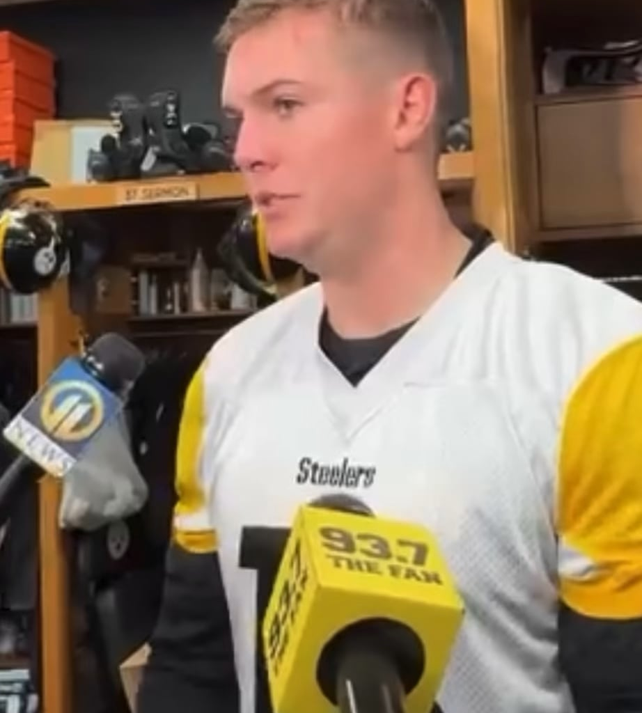 Will Howard on all the tips he gets from Aaron Rodgers (via @apcfootball on Instagram)