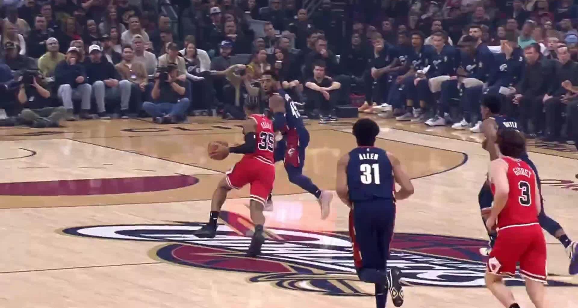 [Highlight] De'Andre Hunter welcomes Okoro back to Cleveland with a chase-down block