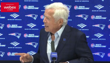 Robert Kraft jokingly offers to extend the 1-day contract to a 2-day contract so Gronkowski can play the Jets one last time.