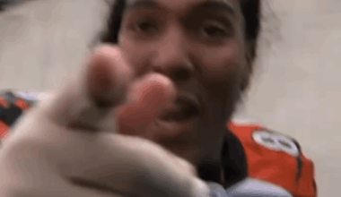 The nostalgia this clip gave me is WILD. 2000s NFL just hits different.