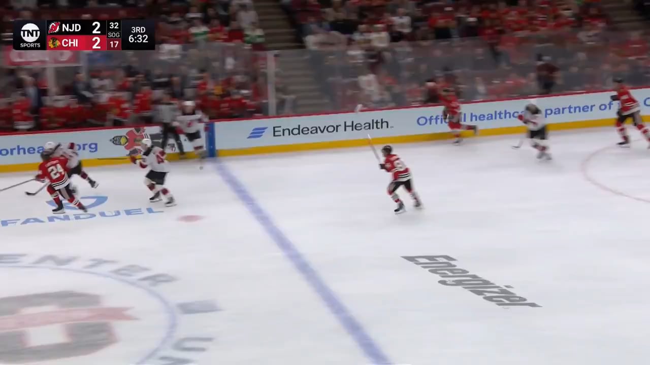 Sam Lafferty picks up his first point of the year with an amazing move to give the Hawks the lead