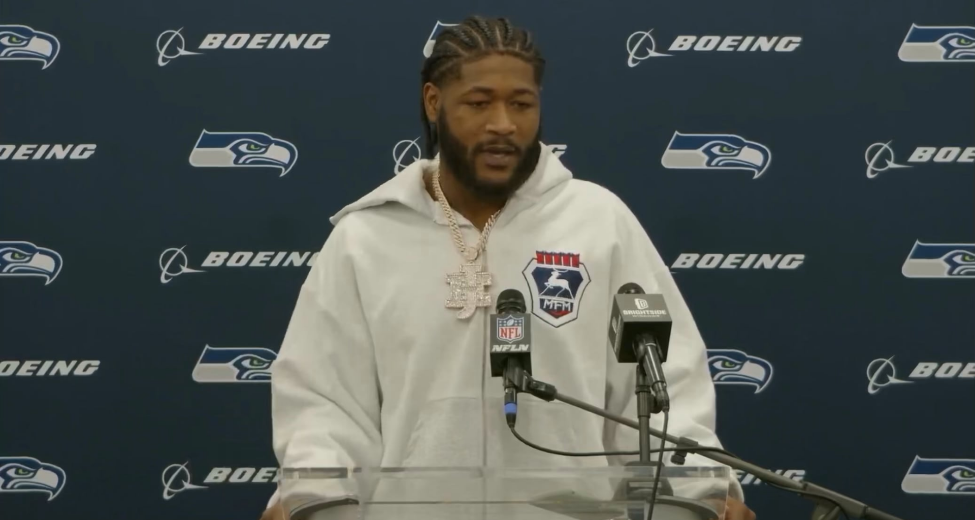 EJ IV got something to say.