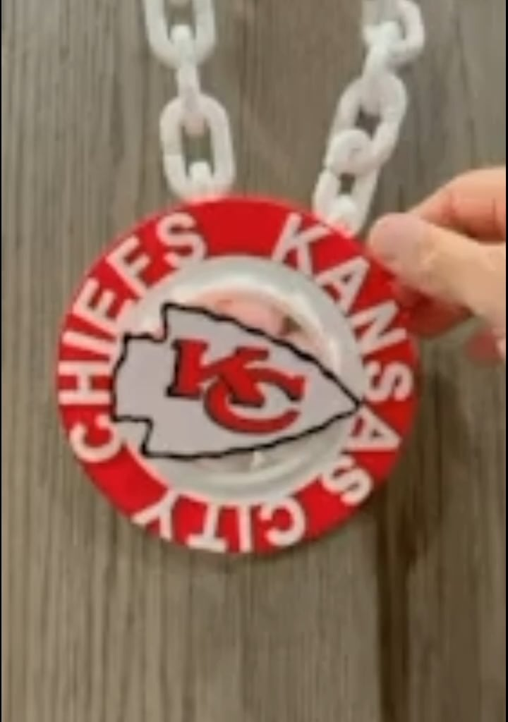 Spins faster than Mahomes scrambles on 3rd & 15