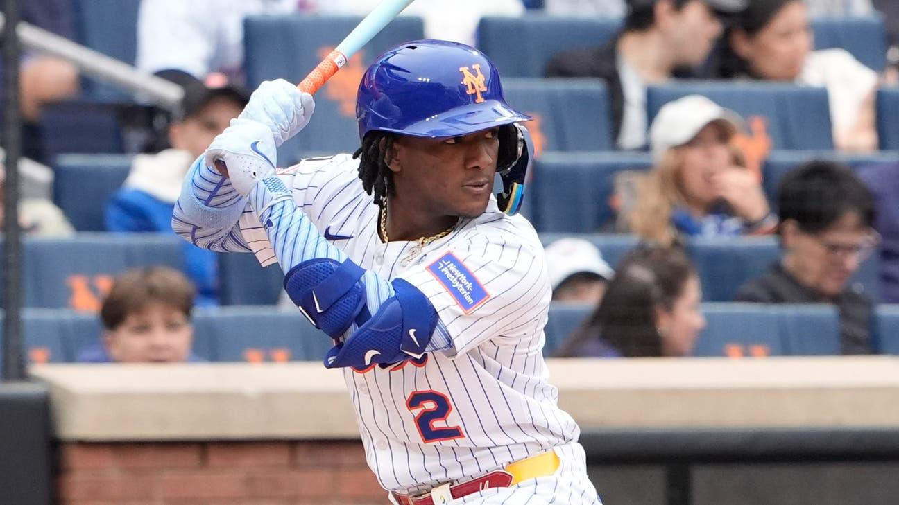 Mets' Luisangel Acuña exits Friday's Venezuelan Winter League game after being hit by pitch