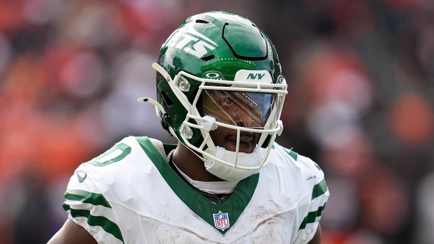 Jets wreck Chiefs’ trade hopes with baffling Breece Hall deadline decision