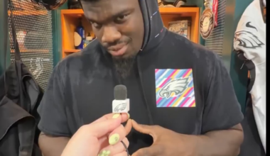 I love this. All black just like Penn States all white