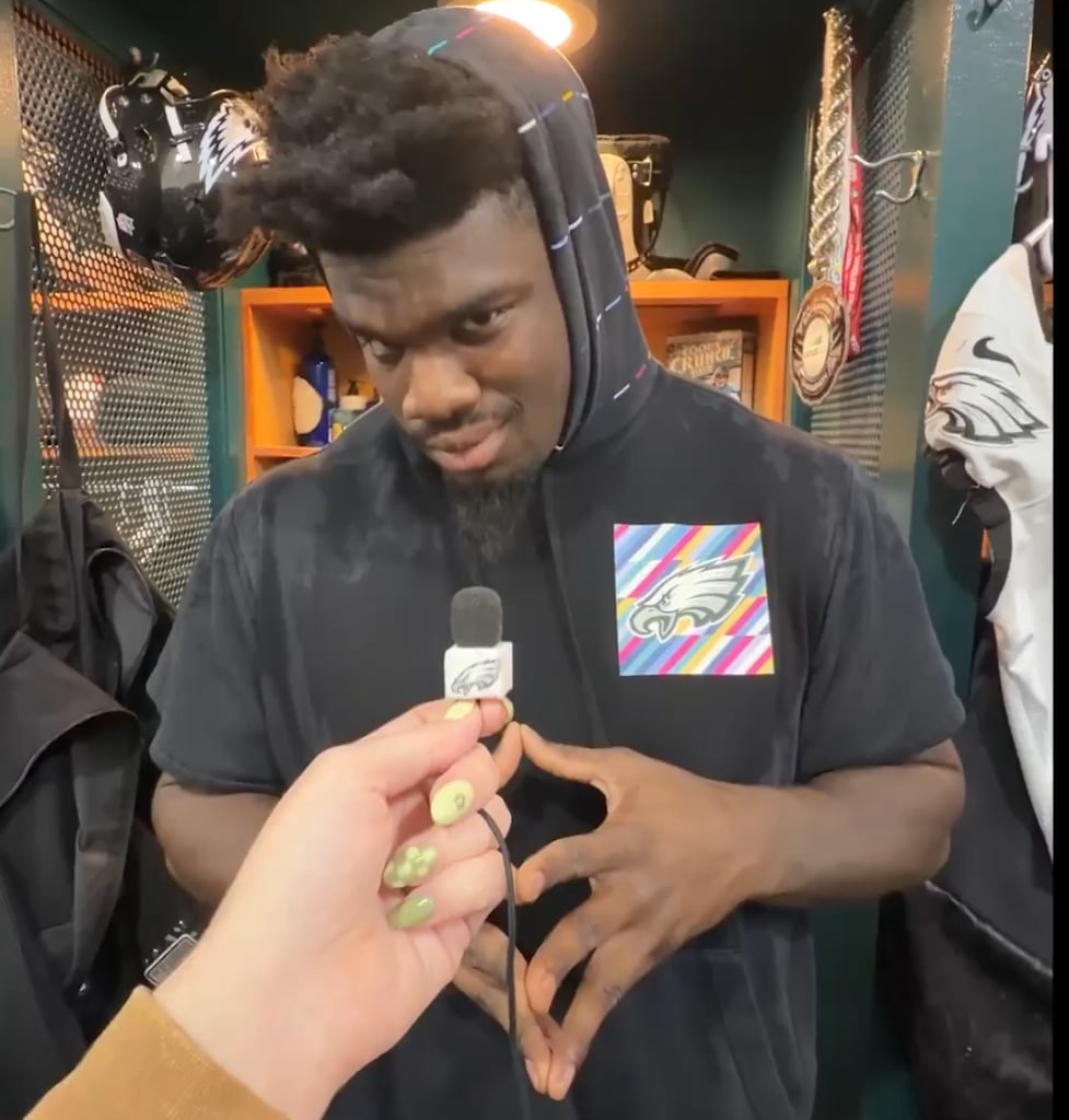 I love this. All black just like Penn States all white