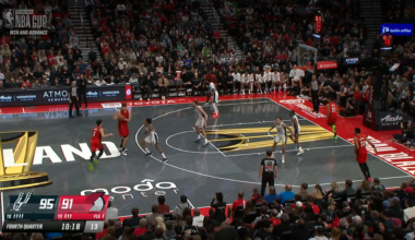 Deni Avdija with a glorious over the head no-look pass to Toumani Camara for the open 3, but Camara fails to convert.