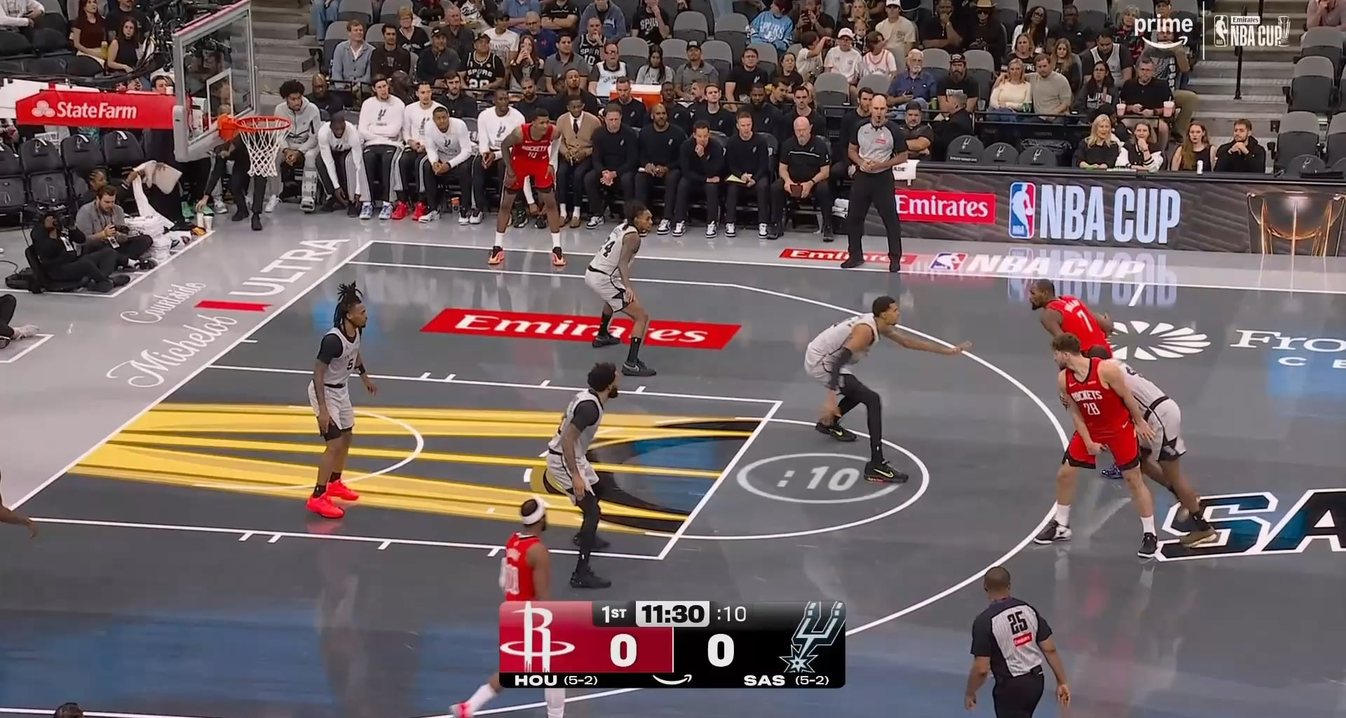 [Highlight] Rockets players avoiding Wemby + the NBA Prime crew (Nowitzki, Nash, Griffin, Haslem) talk about Wemby's defense | vs HOU 11.7.25