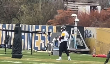 The Steelers signed John Rhys Plumlee (QB/WR) to the practice squad this week to help mimic Caleb Williams’ escape ability in drills.