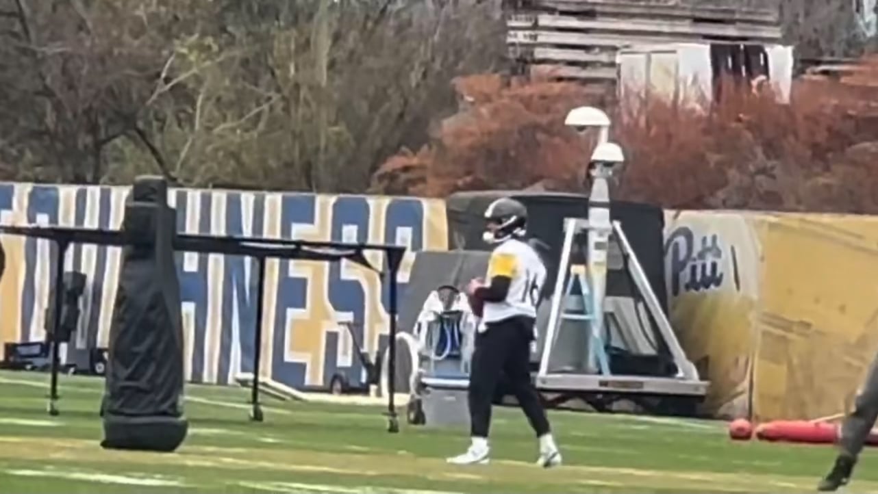 The Steelers signed John Rhys Plumlee (QB/WR) to the practice squad this week to help mimic Caleb Williams’ escape ability in drills.