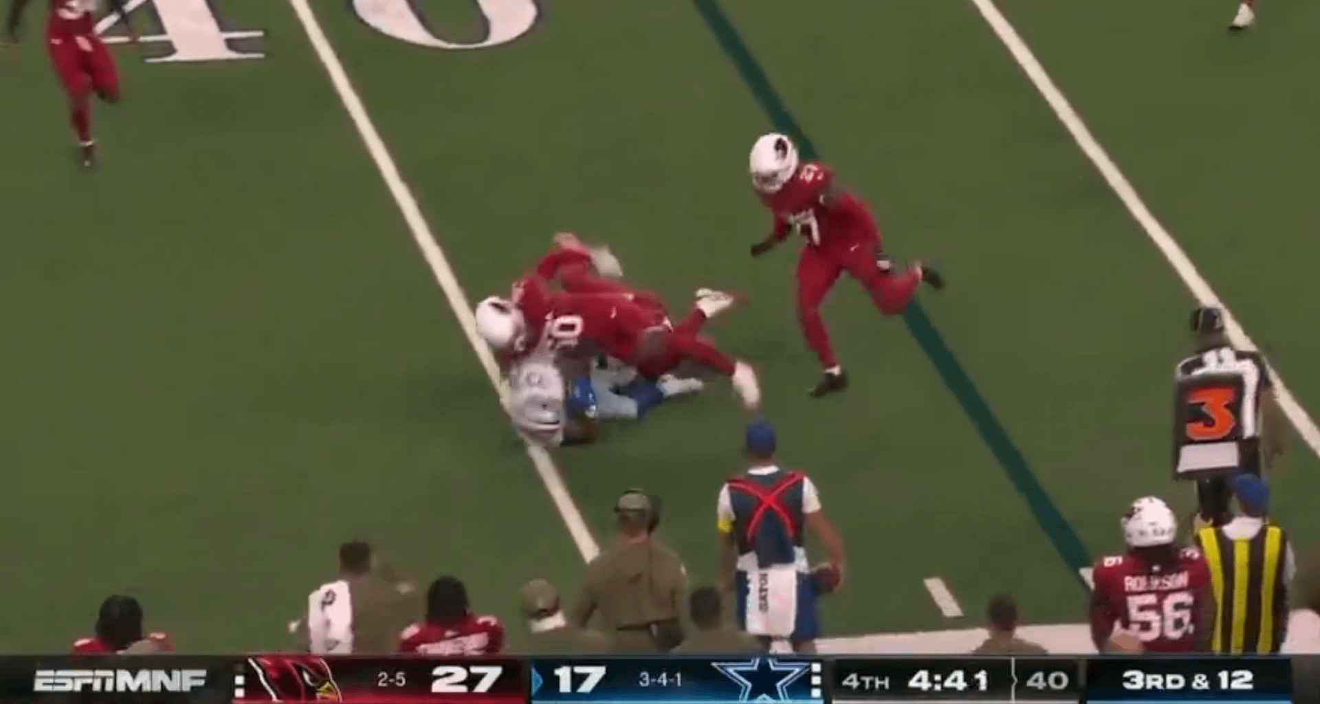 [Highlight] "JAVONTE SO ASS" caught on mic after turnover