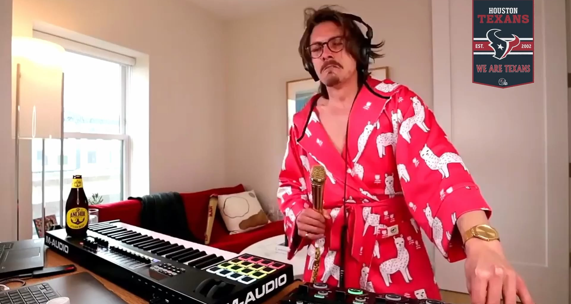 WAKE UP, IT’S GAMEDAY!