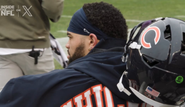 [NFL] "ICE IN HIS VEINS." @CALEBcsw showing off the clutch factor. @insidetheNFL Week 10 Mic'd Up on X