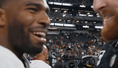 Sanders to Crosby: 'Why you be hittin the shit out me?'