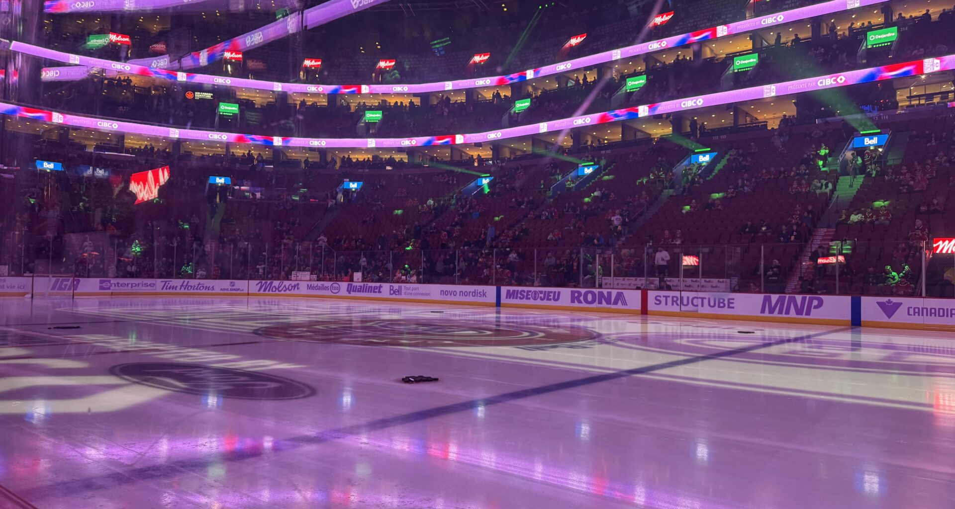 Checking in from the Bell Centre. TUSKS UP!!!
