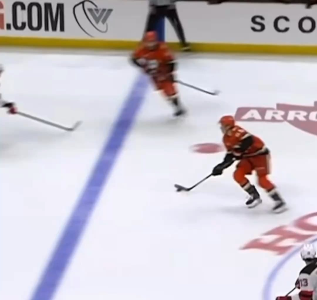 Sennecke performs ankle surgery on Luke Hughes