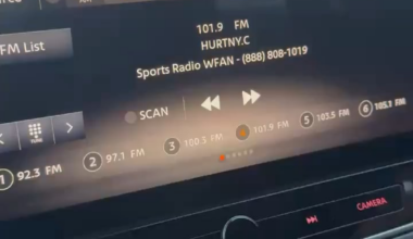 Yankees fan calls in to sports radio show and shares his thoughts on Trent Grisham accepting the one-year contract.