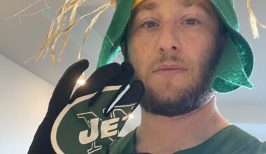 Decided to be Quincy Enunwa for Halloween. Despite looking exactly like him no one in San Francisco has understood the costume yet