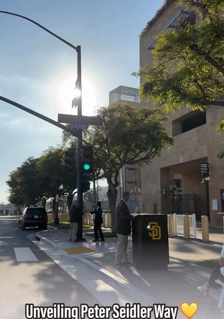 Unveiling Peter Seidler Way 💛