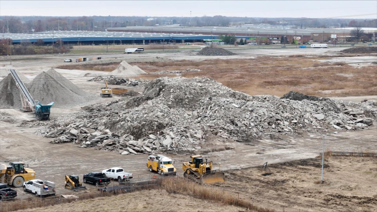 Site prep continues at Cleveland Browns’ future Brook Park stadium location (photos)