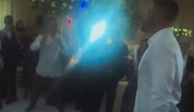 [Jomboy Media] Freddie Freeman got bullied into doing the worm at Gavin Lux’s wedding 😂