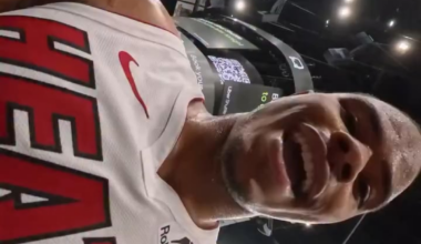 Miami HEAT via IG: “Vibes are up and you're gonna want to watch the full 1:38 of this 👀”