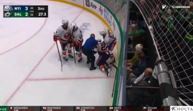 Patrick Roy chews out Mikko Rantanen