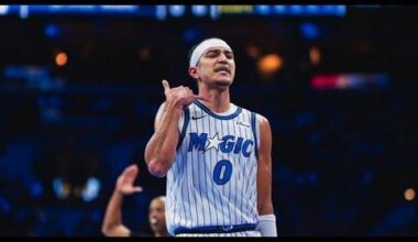 Anthony Black EXPLODES for Career-High 31 POINTS on 83% TS% with 4 Threes in Philadelphia – leading to the Magic scoring the most points in a quarter and half, ever (from @BeyondTheRK)