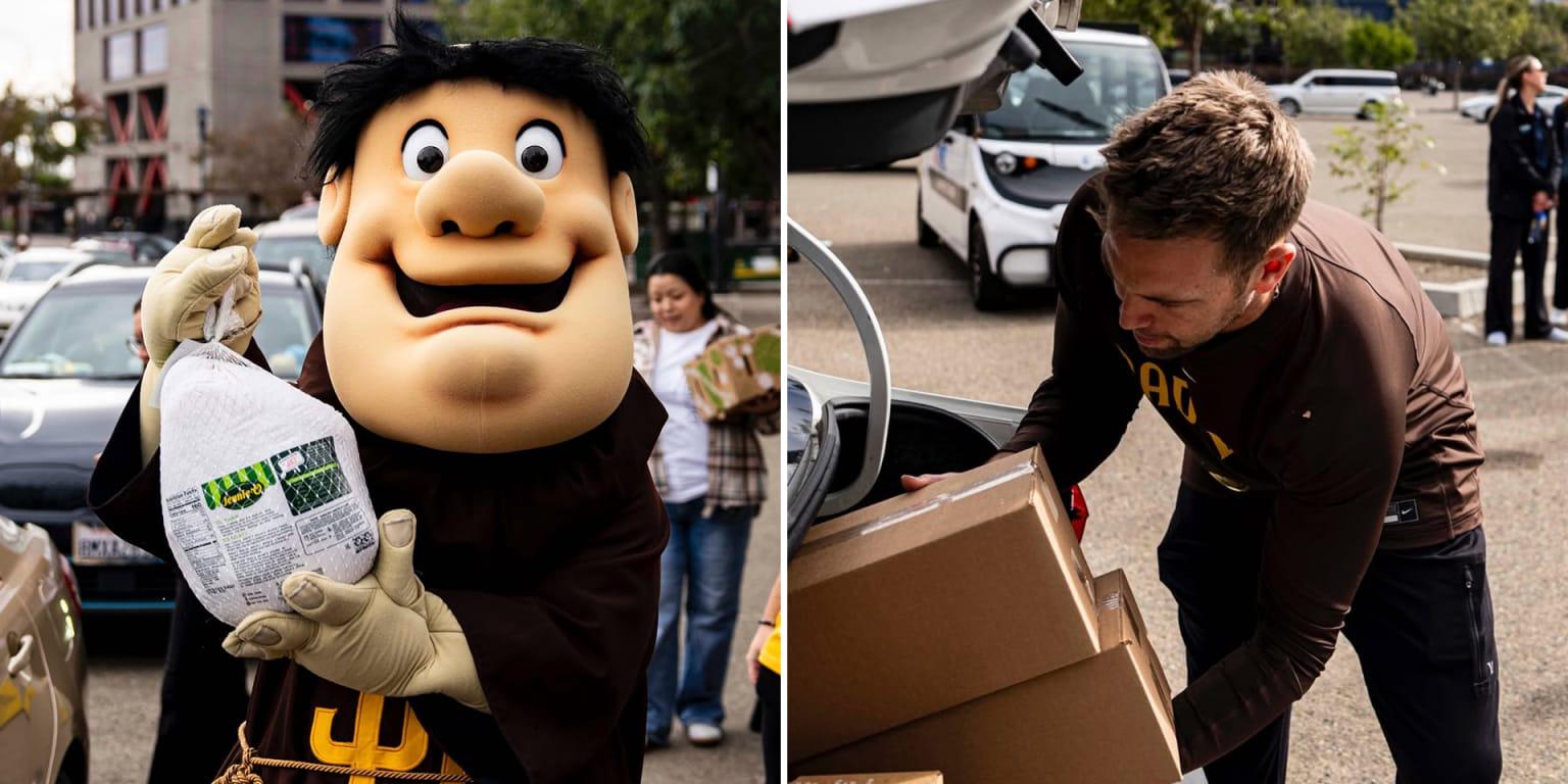 Rehabbing Jason Adam helped with Padres' Thanksgiving turkey distribution