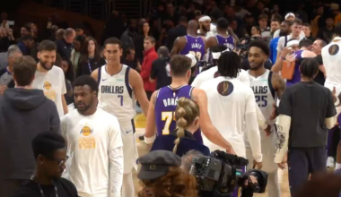 Luka with the Mavs Team after the game.