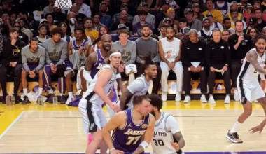 [Video] Bron n AR witnessing Luka Magic 🪄