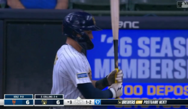 I miss our MKE brewers. Day one of a random amazing season moment. ⚾️🧇🍻