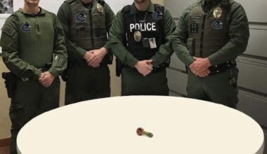 Donnie and Dhali reporting the team monitors social media and reports up every day.  Live look at the social media team after they find one random fan saying they like the direction and shouldn’t rebuild: