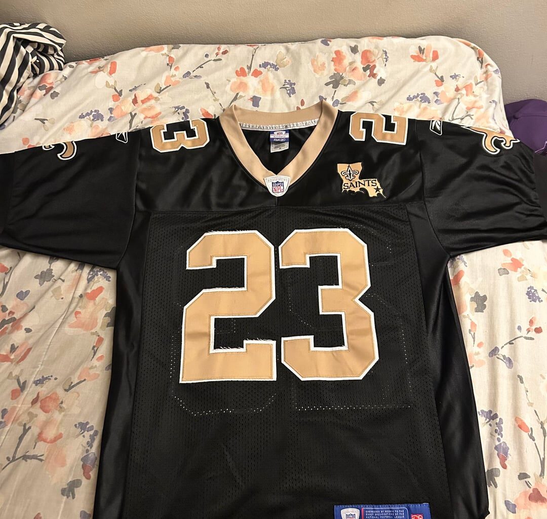 Bought this Pierre Thomas jersey!