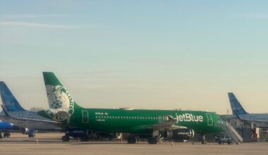 Celtics and Bruins plane at JFK
