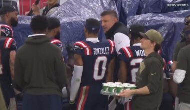 We’re 9 games into the season.. Do we have a single clip or still shot of Raheem or Zac huddled up on the sidelines talking to players? Why is Penix always looking at the ipad by himself??