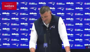 Mike Vrabel on if the Patriots were close to making a trade at the deadline: “Deals are like being pregnant. You either are or you aren't. ... So I don't know how close you could be."