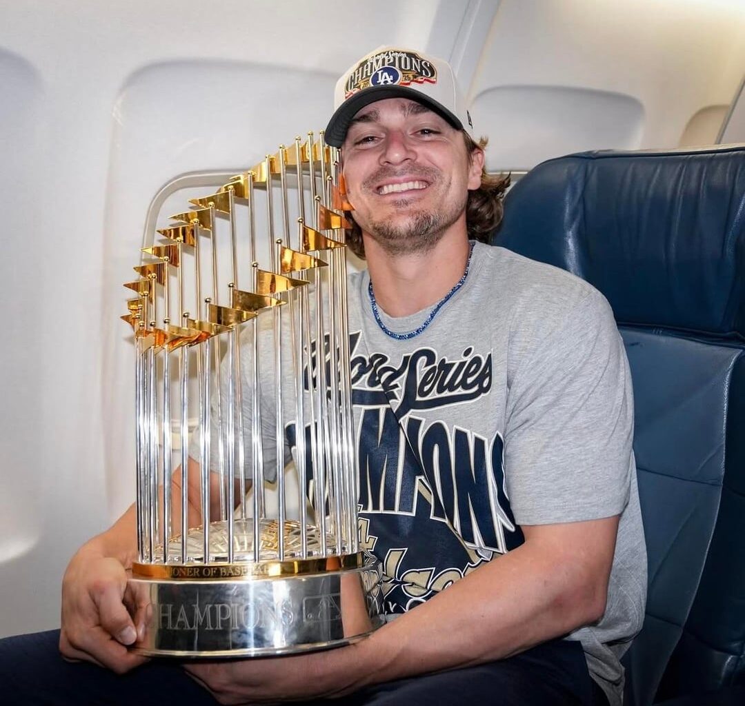 Kiké Hernández posts on IG with the caption “I’M SO HAPPY THE BETTER TEAM DIDN’T WIN!!” as a response to Blue Jays’ analyst Caleb Joseph