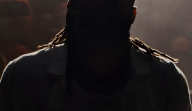 While the online haters hate, we celebrate. Two-time Platinum Glove!