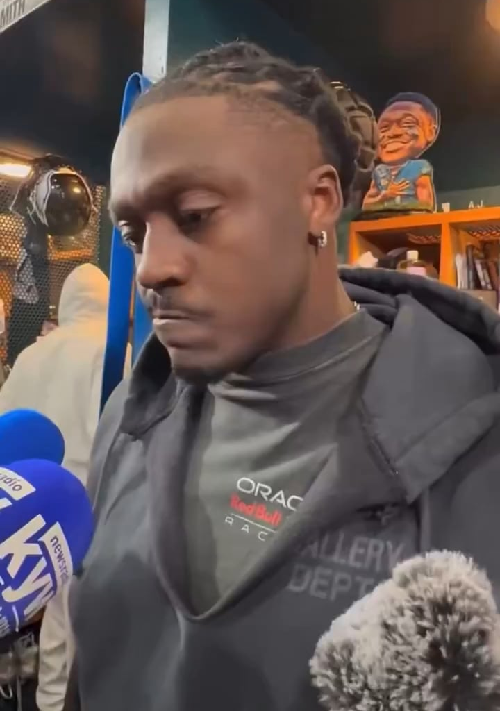AJ when asked if he wants to be with the Eagles: "Has I said anything to not be here or something?" | Smitty at the back: "Why wouldn't he be?"