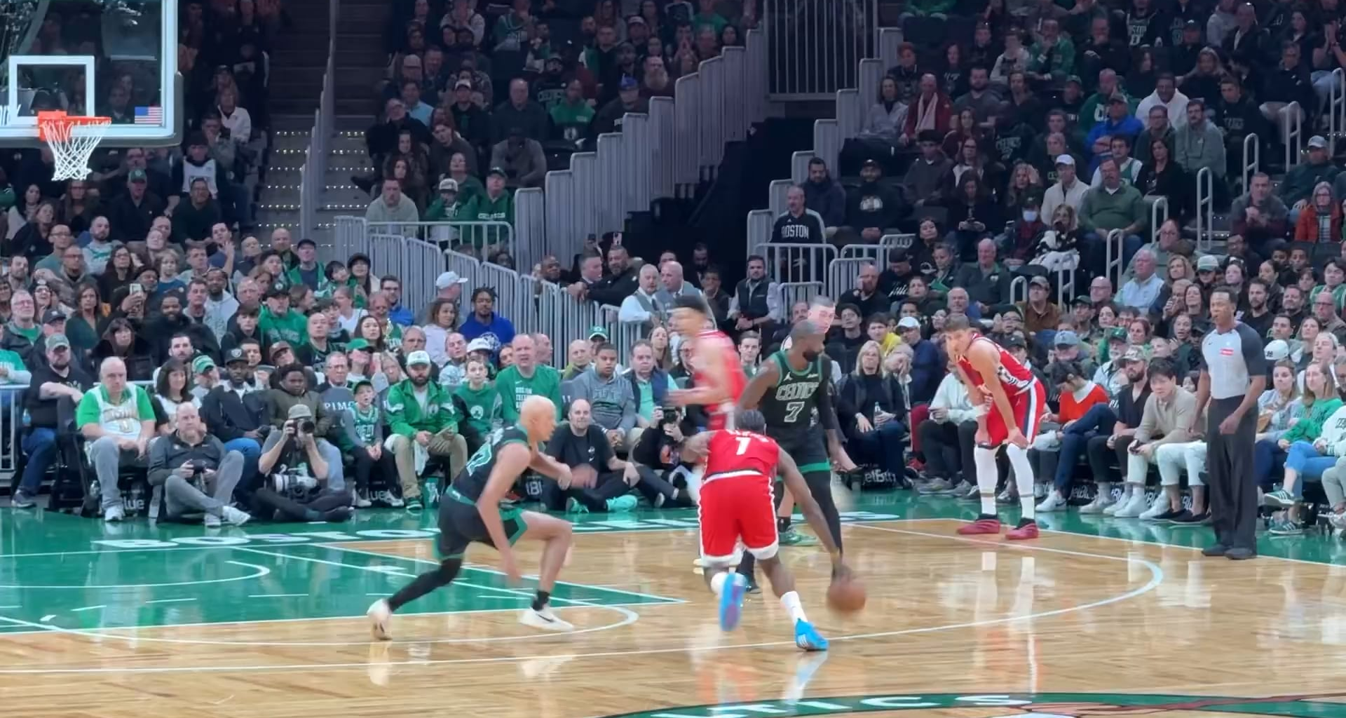 [Noa Dalzell] Jordan Walsh is in disbelief after being called for this foul on James Harden