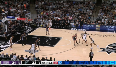 [Highlight] Sochan's two 3PM + an overhead view of his form while shooting a FT | vs SAC 11.16.25